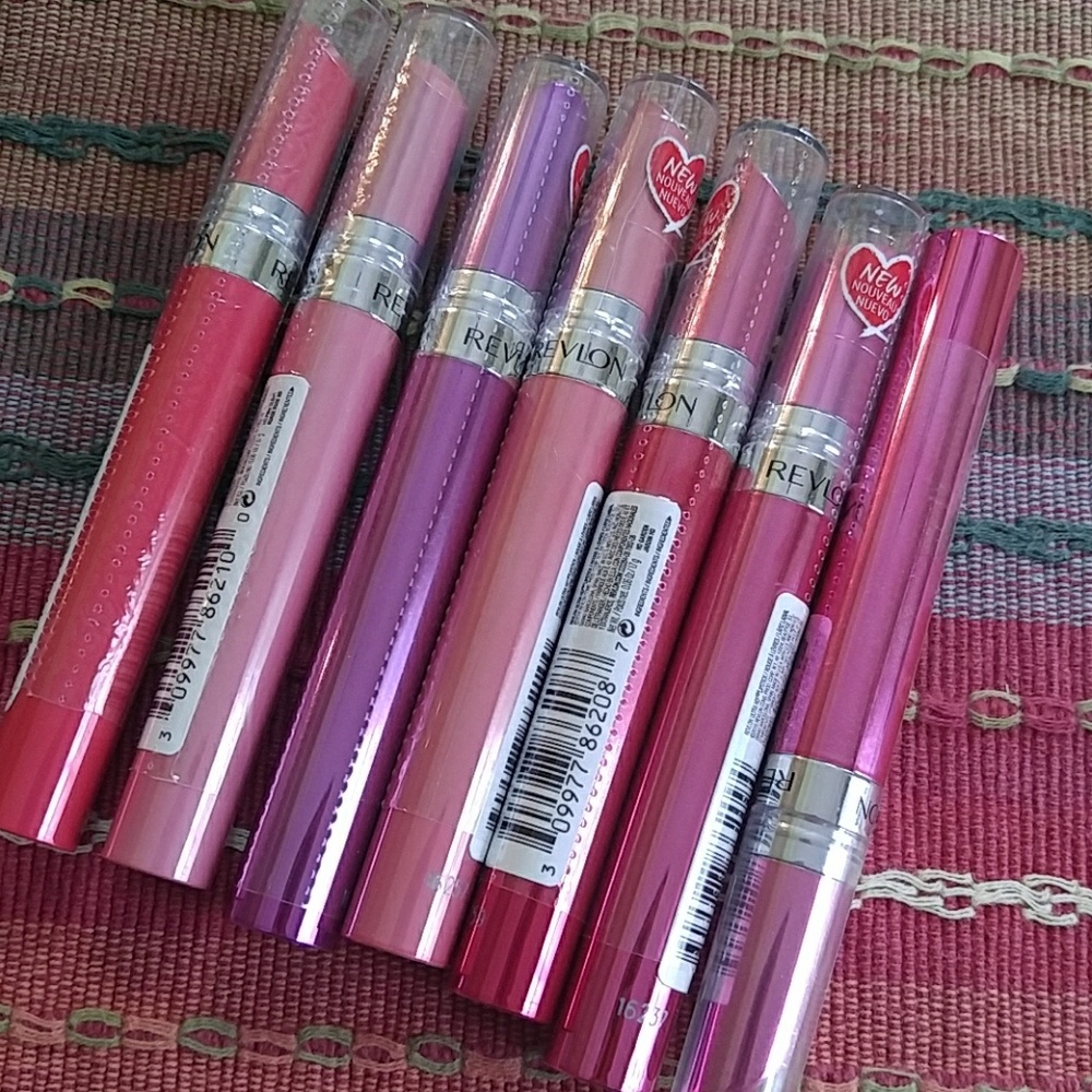 Bundle #27 7 Revlon lipstick new